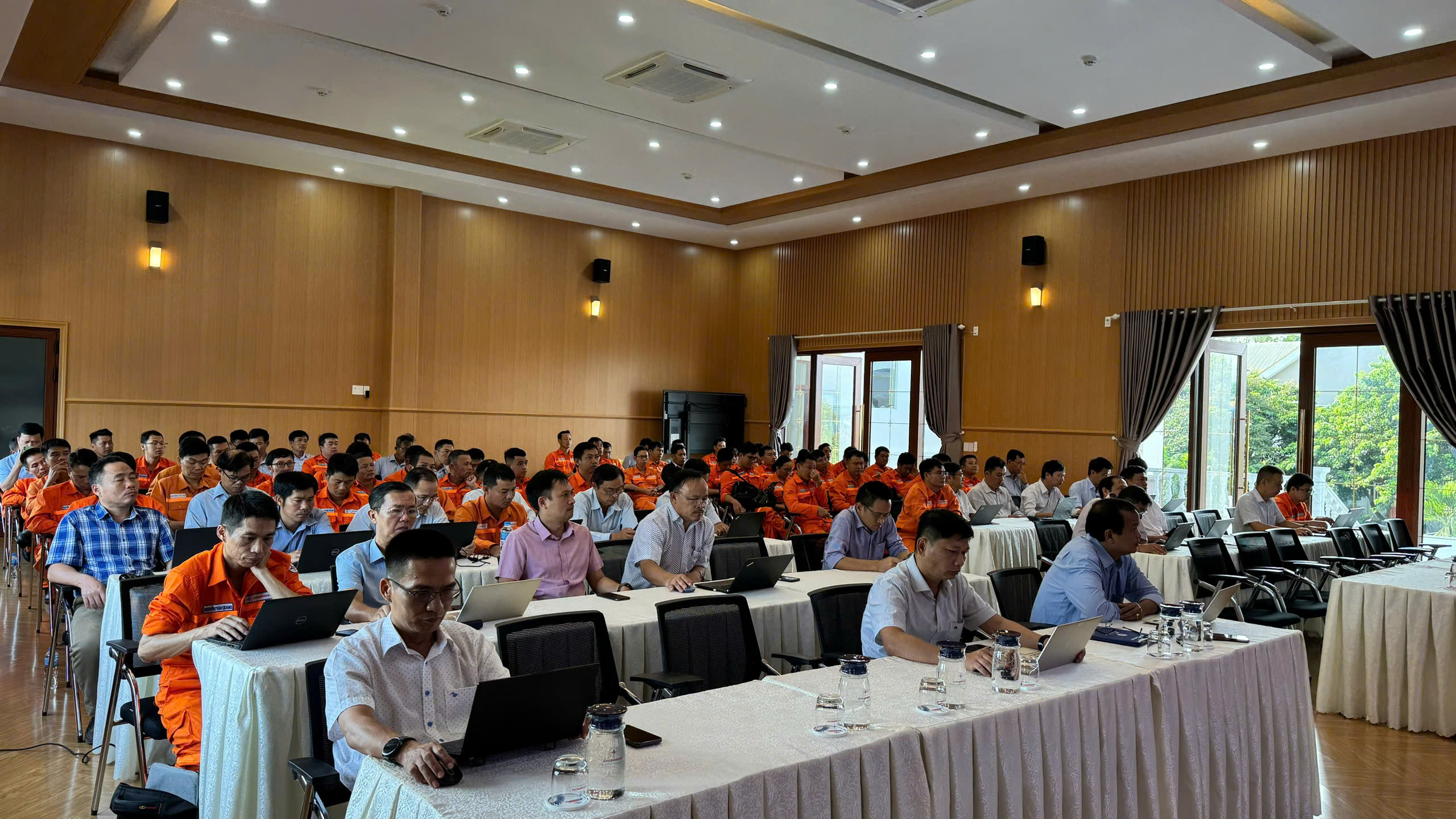 HUẤN LUYỆN AN TOÀN VỆ SINH LAO ĐỘNG TẠI CÔNG TY THỦY ĐIỆN BUÔN KUỐP