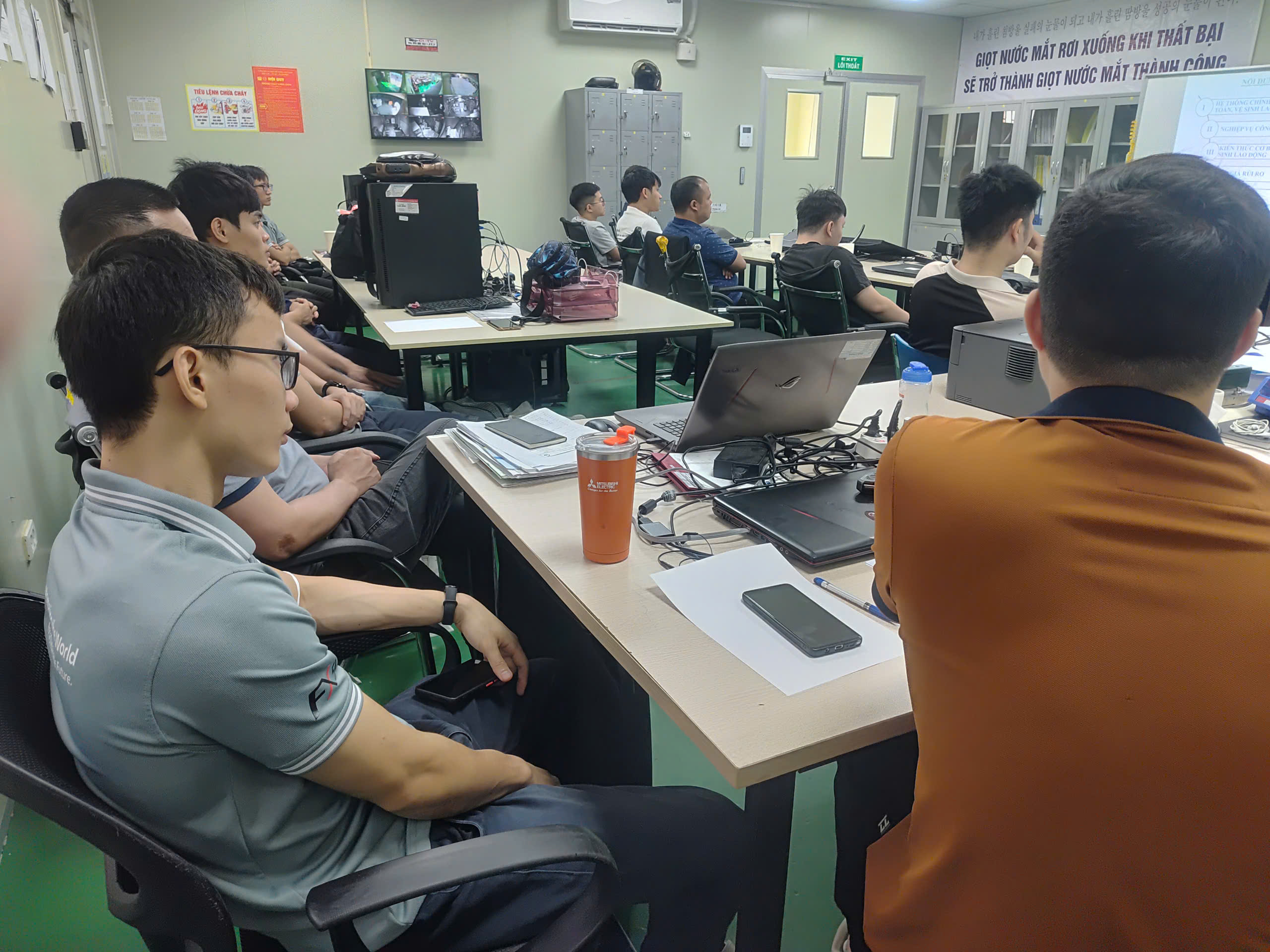 HUẤN LUYỆN AN TOÀN, VỆ SINH LAO ĐỘNG TẠI CÔNG TY TNHH KOVIFA VINA